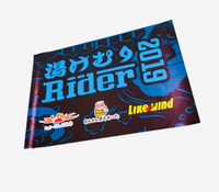 Drapeaux publicitaires promotionnels en gros, drapeaux à main mondiaux, mini-drapeaux à manivelle personnalisés avec mâts en plastique (Polyester)