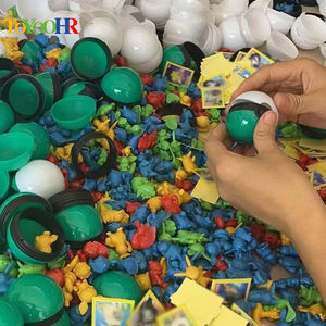 Mini Palla di Pikachu in Plastica da 5 cm, Giocattolo Unisex Ispirato agli Anime Pokémon con Personaggi Cartoon come Psyduck ed Eevee - Product Image 5