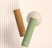 Flacon pulvérisateur de parfum pour le corps en plastique de 100 ml avec bouchon pour cosmétiques et emballage de soins continus de la peau
