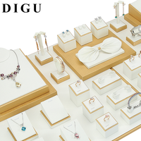 DIGU fabricant cuir blanc bijoux affichage anneau collier bijoux affichage pour salon boucles d'oreilles présentoir support