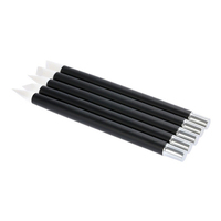Stylo de gravure et de gaufrage pour nail art avec embout perforé, manche en acrylique, virole sertie et tête en silicone
