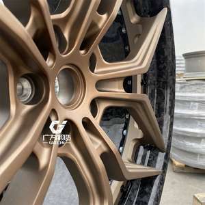 Venta caliente de fábrica, ruedas forjadas de fibra de carbono de bronce de 2 piezas para <span class=keywords><strong>Ferrari</strong></span> F8 <span class=keywords><strong>F12</strong></span> mercedes-benz C63 E63 M3 M4 Porsche 911 llanta - Product Image 3