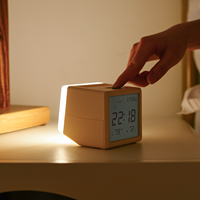 Réveil numérique multifonctionnel avec veilleuse, affichage de la température et de l'humidité, lampe de chevet rechargeable par USB