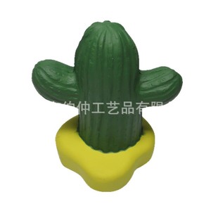 Jouet anti-stress en mousse PU en forme de cactus vert, modèle caméléon, pour jeunes de 15 à 35 ans, livraison directe d'usine - Product Image 1