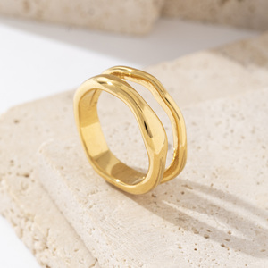 Xu Hướng Women18K Mạ Vàng Bán Buôn Hợp Thời Trang Hai Lớp Không Thường Xuyên Lip Hình Thép Không Gỉ Ngón Tay Vòng - Product Image 4