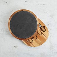 Planche à fromage en bois d'acacia et ensemble de couteaux, style rustique, finition huilée, durable, avec plateau à fromage en ardoise amovible
