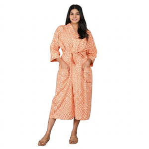 Robe de bain longue style bohème – Robe décontractée de style bohème avec tissu doux, design long et coupe confortable pour femmes - Product Image 1