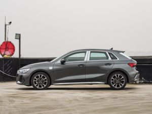 Next-Gen <span class=keywords><strong>A3</strong></span> Sportback Sedan AU-Di รถยนต์เบนซินกล่องเกียร์อัตโนมัติหนังกล้องด้านหลัง - Product Image 4