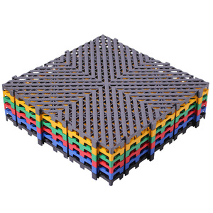 Dalles de revêtement de sol de <span class=keywords><strong>garage</strong></span> antidérapantes à clipser, lisses et colorées, résistantes aux produits chimiques, pour ateliers d'installation de pneus - Product Image 1