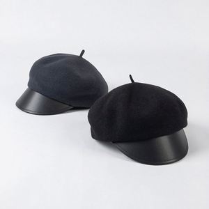 หมวกเบเร่ต์ผู้หญิงสำหรับฤดูใบไม้ร่วงและฤดูหนาว รุ่นใหม่ ดีไซน์สวยหรู ทำจากผ้าขนสัตว์ แฟชั่นทันสมัย ให้ความอบอุ่น สวมใส่สบาย พร้อมปีกหมวกหนัง - Product Image 2