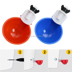 Abreuvoir automatique <span class=keywords><strong>pour</strong></span> volailles de ferme rouge et bleu avec bol à boire en plastique <span class=keywords><strong>pour</strong></span> <span class=keywords><strong>oiseaux</strong></span>, poulets et canards - Product Image 6