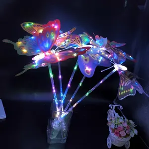 Sihirli hediye parlak çubuk kolye LED yeni Net kırmızı aydınlık salıncak tereyağı uçabilir renkli flaş el aydınlık sopa dalga topu