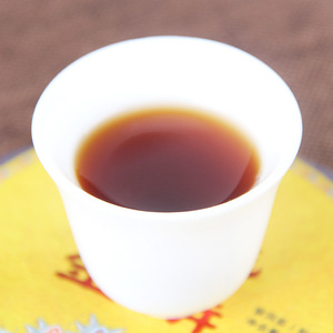 Thé <span class=keywords><strong>Pu</strong></span> <span class=keywords><strong>Erh</strong></span> Impérial Or en Gros, 200g, Boost d'Énergie, Thé de Printemps Précoce, Grand Arbre Arbor - Product Image 4