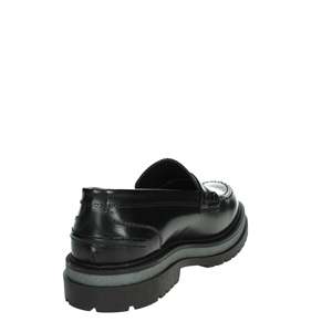 รองเท้าโลฟเฟอร์หนังสีดำสำหรับผู้ชายยี่ห้อ Gino Tagli ไซส์ 39 - Product Image 3