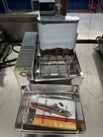 Machine à mini-beignets de haute qualité, automatique, pour équipement de boutique de beignets, avec extrudeuse à beignets 4 rangées en même temps, recette gratuite