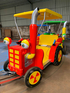 Tren Eléctrico Familiar para Parques de Atracciones, Construcción Duradera de Fibra de Vidrio, Metal y Acero para Parques al Aire Libre - Product Image 3