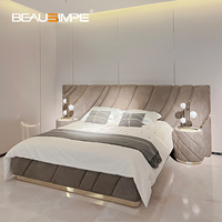 Mobilier de chambre à coucher design de luxe léger Lit en chamois complet King Size Lit en bois Lit double capitonné à boutons