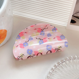 Pince à cheveux unisexe en plastique acrylique avec logo personnalisé, grande pince requin givrée, série rose, pince à cheveux creuse mate en forme de fleur - Product Image 5