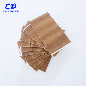 Azulejos de <span class=keywords><strong>techo</strong></span> rectangulares de plástico <span class=keywords><strong>Revestimiento</strong></span> de <span class=keywords><strong>techo</strong></span> de <span class=keywords><strong>PVC</strong></span> Panel de pared de <span class=keywords><strong>PVC</strong></span> - Product Image 5