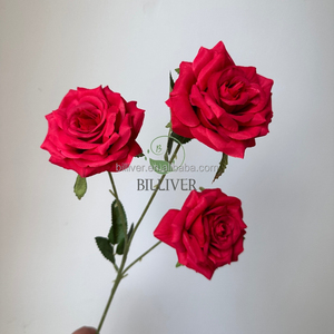 Fabbrica all'ingrosso all'ingrosso <span class=keywords><strong>di</strong></span> alta qualità <span class=keywords><strong>raso</strong></span> artificiale tre Rose capolini rosso blu decorativi <span class=keywords><strong>di</strong></span> seta <span class=keywords><strong>fiori</strong></span> <span class=keywords><strong>di</strong></span> rosa - Product Image 4