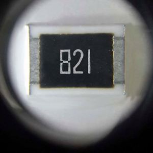 Factory Direct RR4532 1812L821JT 1812 4532 Resistors Chip Resistors SMD Resistors 820ohm 5% 3/4W Thick Film Resistor - Product Image 1