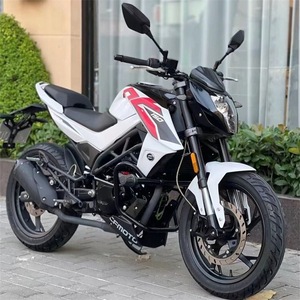 Motocicleta Usada NK400 de 400cc, Dos Cilindros, Cuatro Tiempos, con Refrigeración por Agua, Transmisión Internacional de Seis Velocidades - Product Image 2