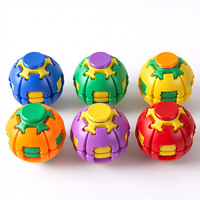 Échantillon Gratuit : Ornement de Bureau Anti-Stress à Pression Rotative – Balle Fidget Personnalisable Multicolore pour Décoration