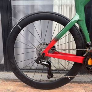 Bicicleta de Carretera de Fibra de Carbono Kozo, Venta Directa de Fábrica, 700c, Shimano Dura, Frenos de Disco Hidráulicos, OEM M-M-M-Kozo2-Shimano Dura Ac - Product Image 5