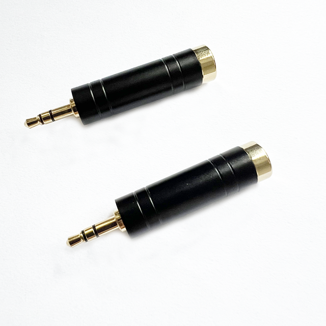 3.5mm to 6.35mm Adapter 3.5mm TRS 1/8 Inch Audio Male to 6.35mm 1/4 Inch Female Mic Plug Adapter Jack Converter for Amplifiers