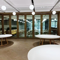 Nouvelle Arrivée Yiqi – Porte Coulissante Moderne Pliable en Aluminium à Double Vitrage, Design Flexible pour Bureaux Commerciaux et Salles de Conférence