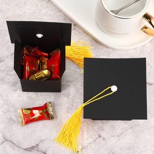 Scatola regalo per feste di laurea nuova celebrazione cappello da scapolo e dottore - Product Image 3