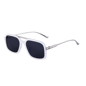 Lunettes de soleil rétro à monture carrée pour hommes, Protection UV400, lentille en PC, couleur blanc cendré, lunettes de soleil pour la conduite, lunettes de soleil de voyage à la mode - Product Image 1