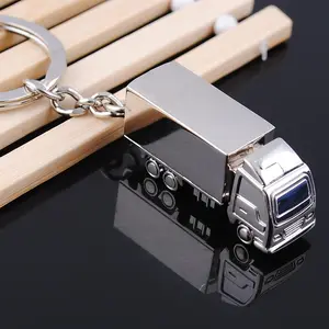 Manufacturer's Direct Sales Metal Small Truck Keyrings Car Truck Accessories 3D Solid Truck Keychain