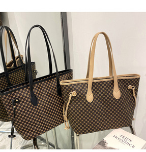 Tendances de la mode Sacs à main pour femmes en gros Sac à bandoulière en cuir PU pour femmes Sac fourre-tout de haute qualité de créateur de mode - Product Image 1