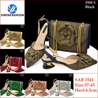 Ensemble de chaussures et sac italiens Sinya à talons bas avec pierres, fait main, pour mariage, chaussures de mariée et sac assorti pour femmes