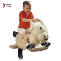 Vente directe usine Qiyuan QY002 Chaise pivotante à ressort en plastique PE de haute qualité, équipement d'extérieur coloré pour enfants