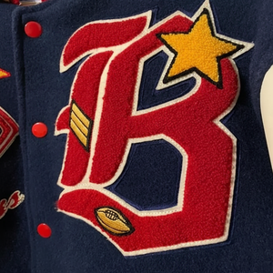 Chaqueta Universitaria Vintage de Lana/Algodón para Hombre, Diseño Personalizado con Bordado Chenille Liso, Color Blanco, Secado Rápido y Transpirable - Product Image 1