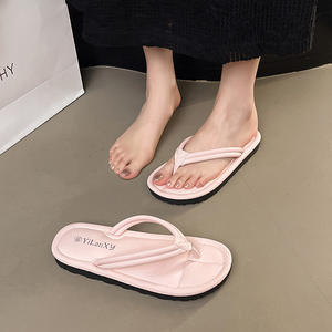 Sandales plates Tiyo ER810 pour femmes, chaussures de plage d'été, à bout ouvert, tendance mode avec cristaux, couleurs unies rose, noir, jaune, beige, bleu - Product Image 3