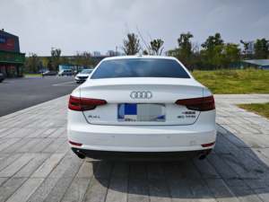 2017 <span class=keywords><strong>Audi</strong></span> A4L voiture d'occasion à bas prix conduite à gauche, sièges en cuir pneus R17, avec toit ouvrant alimenté par du carburant - Product Image 4