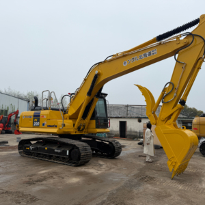 Excavadora Usada de 20 Toneladas Komatsu PC200, Maquinaria Pesada Japonesa, Excavadoras de Orugas Komatsu Medianas en Venta con Certificación CE EPA - Product Image 2