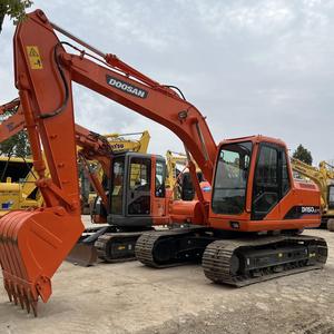 เครื่องยนต์ดั้งเดิมคุณภาพดี มือสอง Doosan Dh150-7 รถขุดขนาดกลาง 15 ตัน รับรองมาตรฐาน EPA รุ่นปี 2020 กำลังมอเตอร์ 71 กิโลวัตต์ - Product Image 1