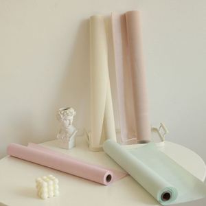 Nouveau papier d'emballage en velours de cygne personnalisable, papier artisanal épais en rouleau pour l'emballage des fleuristes - Product Image 6