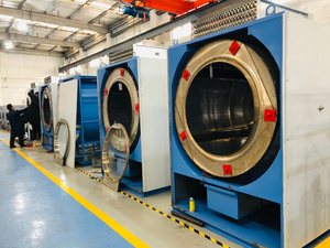 Secadora Industrial de Tambor de Acero Inoxidable Flying Fish para Equipos de Lavandería Comercial - Product Image 5