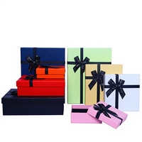 Boîte cadeau vide en papier d'art biodégradable avec couvercle et fond carrés, motif papillon en relief, pour anniversaire ou événementiel