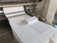 Machine à plier les serviettes en papier entièrement automatique et personnalisable à 5 lignes, avec moteur à engrenages et roulement, certifiée CE, 380V, 150m/min