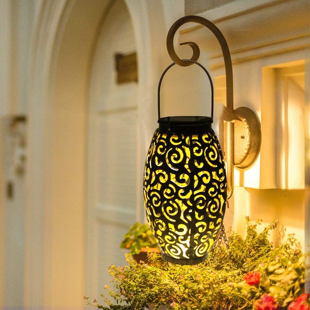 Solar Lantern Lights Garden Hanging Lantern with Handle Retro Metal Waterproof LED Landscape Lights for Patio Yard Holiday Party