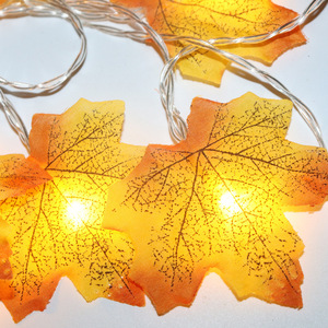 Guirlande lumineuse LED de style feuille d'érable, décoration de jardin d'extérieur, étanche, fonctionnant sur piles - Product Image 3