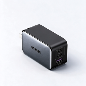 Cargador GaN Plegable UGREEN de 65W 2C1A con 3 Puertos de Carga Rápida CD244, Adaptador de Pared para Laptop, Teléfono y Tablet - Product Image 3