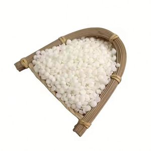 Cera de soja Premium totalmente refinada en forma sólida para la fabricación de velas por fabricante - Product Image 1