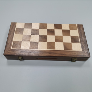Scacchiera Pieghevole in Legno Fatta a Mano da 15 Pollici - Set di <span class=keywords><strong>Scacchi</strong></span> da Viaggio <span class=keywords><strong>per</strong></span> <span class=keywords><strong>Principianti</strong></span> e Bambini, Ecologico - Product Image 2